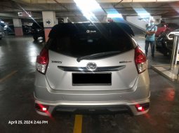  TDP (12JT) Toyota YARIS S TRD 1.5 AT 2015 Silver  2