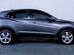 JUAL Honda HR-V 1.5 E CVT 2018 Abu-abu 5