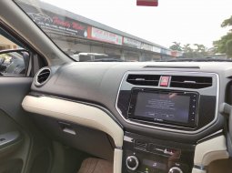 Toyota Rush TRD Sportivo AT Matic 2018 Ungu 5