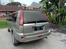 Nissan X-Trail 2.0 M/T 2002 Beige 7