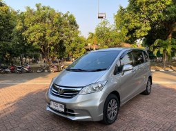 Honda Freed PSD 2012 Silver 3