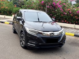 Honda HR-V E Special Edition 2019 dark olive km 22 rban tangan pertama dari baru cash kredit bisa 2