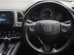 Honda HR-V E Special Edition 2019 dark olive km 22 rban tangan pertama dari baru cash kredit bisa 13
