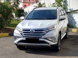 Daihatsu Terios R A/T Deluxe 2019 silver km 15ribuan cash kredit proses bisa dibantu 2