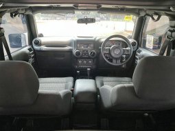 Jeep Wrangler 3.8 L 2011 7