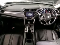 Honda Civic 1.5 Turbo ES AT 2018 5
