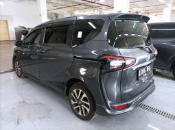 Toyota Sienta Q AT 2017 7