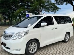 Toyota Alphard 3.5 V6 Type Tertinggi Pilot Seat Audio Beryllium Powee Back Door KREDIT TDP Fleksibel