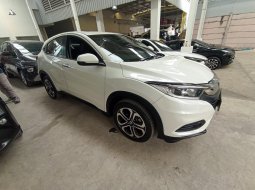 Honda HR-V E 1.5 AT 2021 2