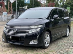 Nissan Elgrand Highway Star 2011