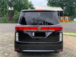 Nissan Elgrand Highway Star 2011 4