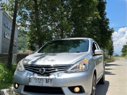 Nissan Grand Livina XV 2017 full service
