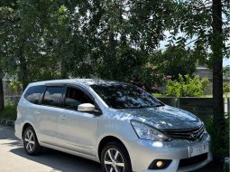 Nissan Grand Livina XV 2017 full service 8