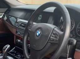 BMW 5 Series 528i Twin Turbo (310N.m) Rawatan Rutin BMW Resmi Km 55rb Dari Baru 2TV Mulus Otr KREDIT 5