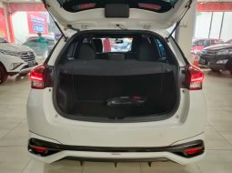 Yaris S GR SPORT 7AB Matic 2022 -  4