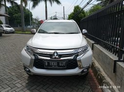 Jual mobil Mitsubishi Pajero Sport 4x2 Exceed AT 2019 1