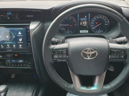 Toyota Fortuner New  4x2 2.8 GR Sport A/T DSL 2023 putih km 9 ribuan pajak panjang cash kredit bisa 14