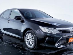 JUAL Toyota Camry 2.5 V AT 2016 Hitam