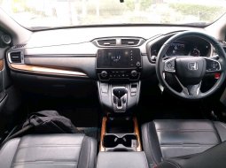 Jual Honda CR-V 1.5L Turbo Prestige Sensing 2021 Hitam 9