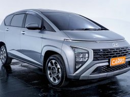 JUAL Hyundai Stargazer Prime AT 2022 Silver