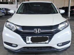 Honda HRV S A/T ( Matic ) 2018 Putih Km 81rban Mulus Siap Pakai