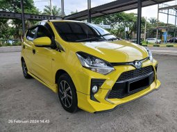  TDP (10JT) Toyota AGYA GR SPORT 1.2 MT 2022 Kuning  4