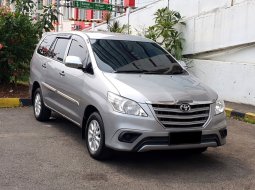 Toyota Kijang Innova E 2015 silver km85rban matic cash kredit proses bisa dibantu 3