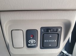 Toyota Kijang Innova E 2015 silver km85rban matic cash kredit proses bisa dibantu 17