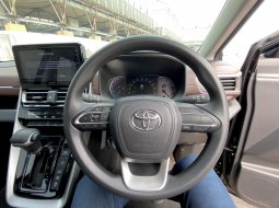 Toyota Kijang Innova Zenix Hybrid 2023 G HV km 11rb dp 15jt siap TT om 6