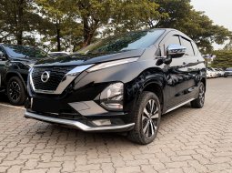 Nissan Livina VL AT Matic 2022 Hitam 3