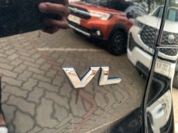 Nissan Livina VL AT Matic 2022 Hitam 13