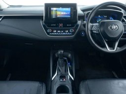 Toyota Corolla Altis V AT 2021 9