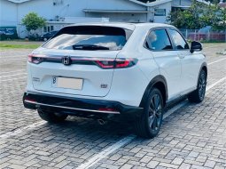 Honda HR-V Turbo RS at 2022 Putih 4