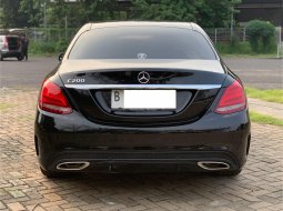 Mercedes-Benz C-Class C200 2018 4