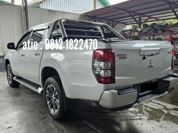 Mitsubishi Triton Ultimate Double Cabin 2.4 AT ( Matic ) 2021 Putih  4x4 Super Antik Low Km 7rban 4