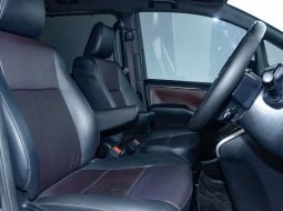 JUAL Toyota Voxy 2.0 AT 2018 Hitam 6