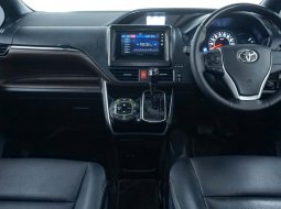 JUAL Toyota Voxy 2.0 AT 2018 Hitam 8
