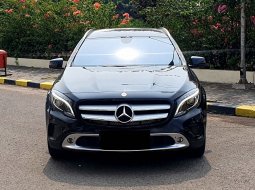 Mercedes-Benz GLA 200 Urban (x156) At 2014 Hitam