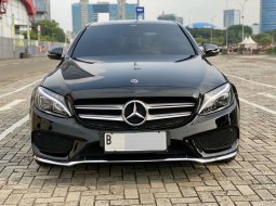 Mercedes-Benz C-Class C200 2018 Hitam