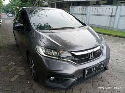 Jual Honda Jazz RS CVT 2020 Abu-abu 2