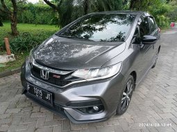 Jual Honda Jazz RS CVT 2020 Abu-abu 3