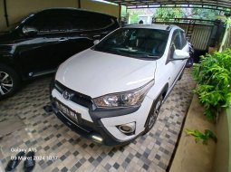 Jual Toyota Yaris TRD Sportivo Heykers AT 2017 Putih 3