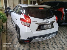 Jual Toyota Yaris TRD Sportivo Heykers AT 2017 Putih 6