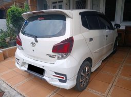  TDP (9JT) Toyota AGYA G TRD 1.2 AT 2019 Putih  4