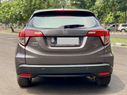 Honda HR-V 1.5L E CVT Special Edition 2021 Abu-abu 6