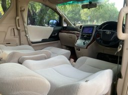 Toyota Alphard 2.4 2009 8