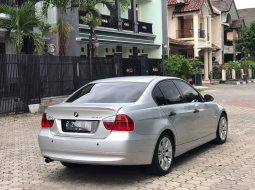 BMW 320i 2006 3