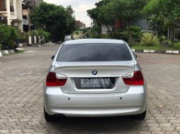 BMW 320i 2006 4