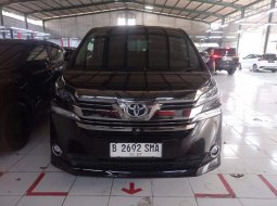 Toyota Vellfire 2.5 G A/T 2015