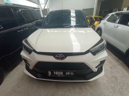 Toyota Raize 1.0T GR Sport TSS AT 2021 (Two Tone)